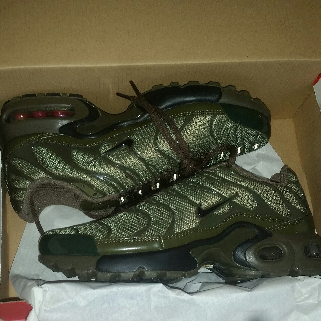 nike tns khaki